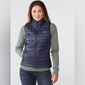 Patagonia Women's Nano Puff Insulated Vest Navy L